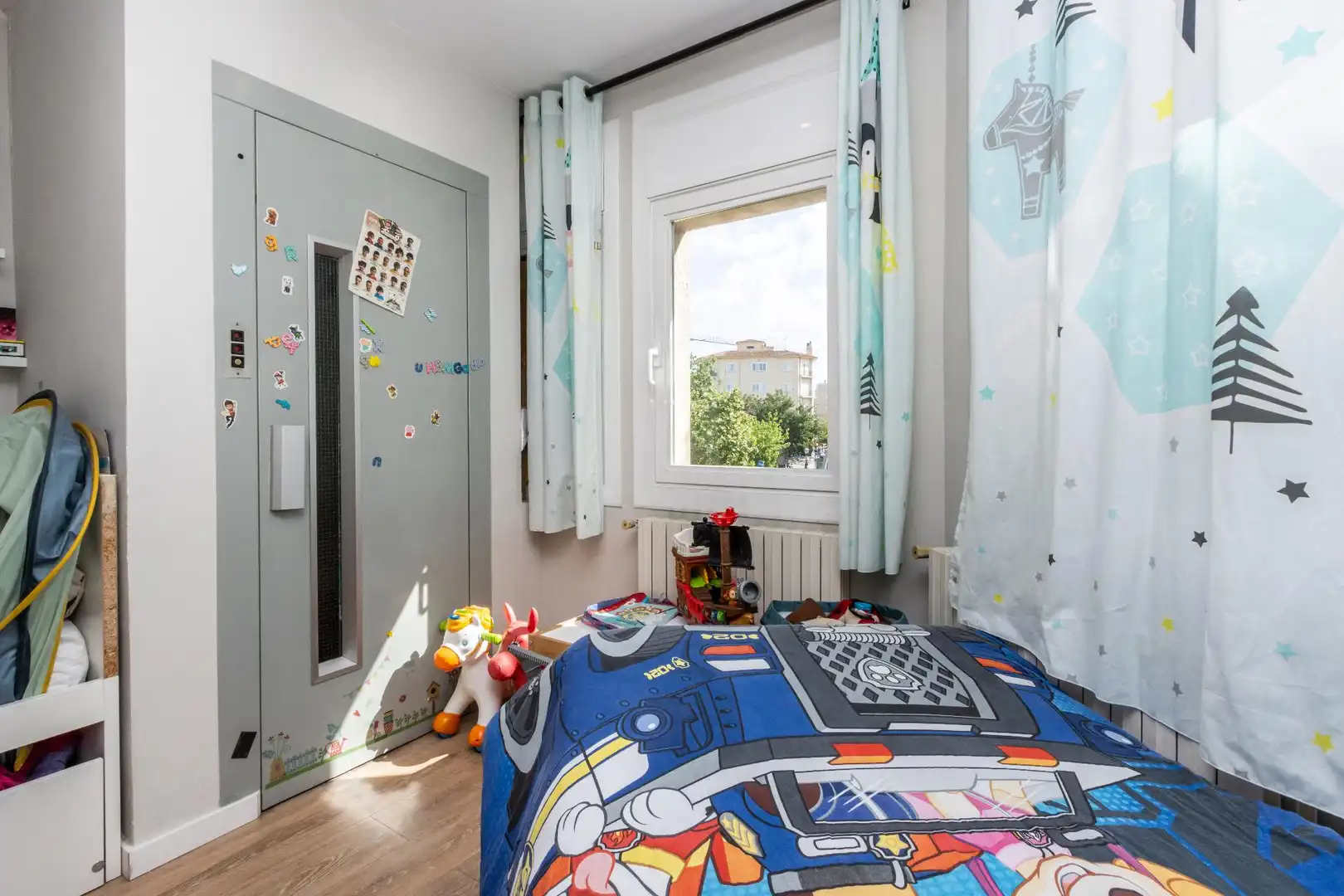 Dormitori de Casa o xalet en venda en Sabadell amb Aire condicionat, Calefacció i Terrassa