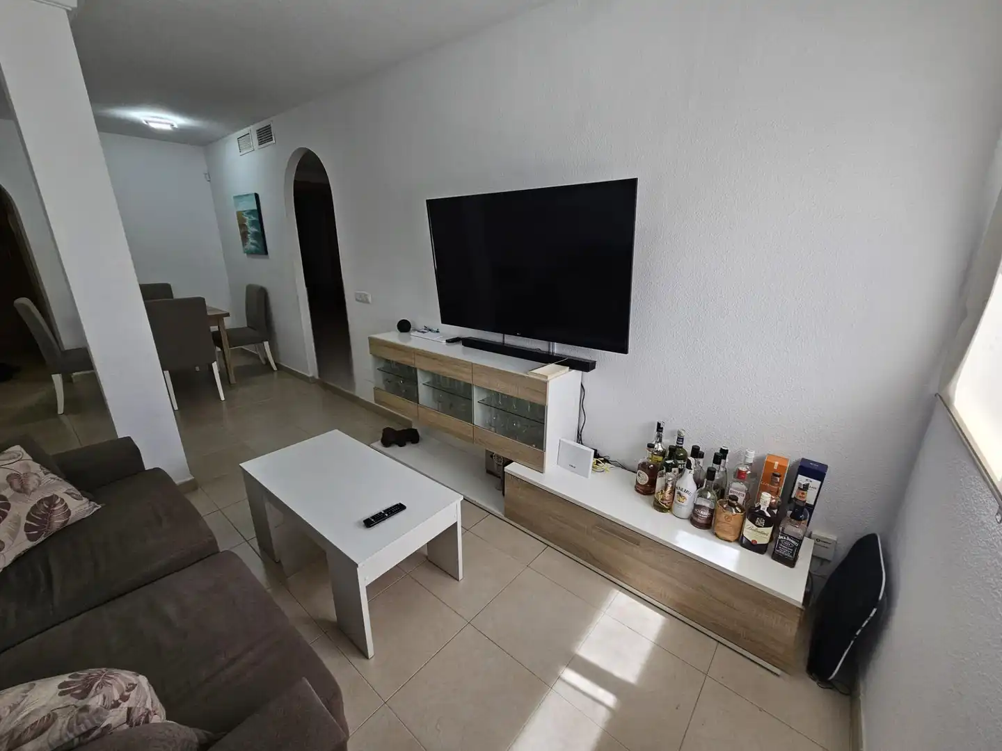 Sala de estar de Piso en venta en Torremolinos con Aire acondicionado, Terraza y Amueblado