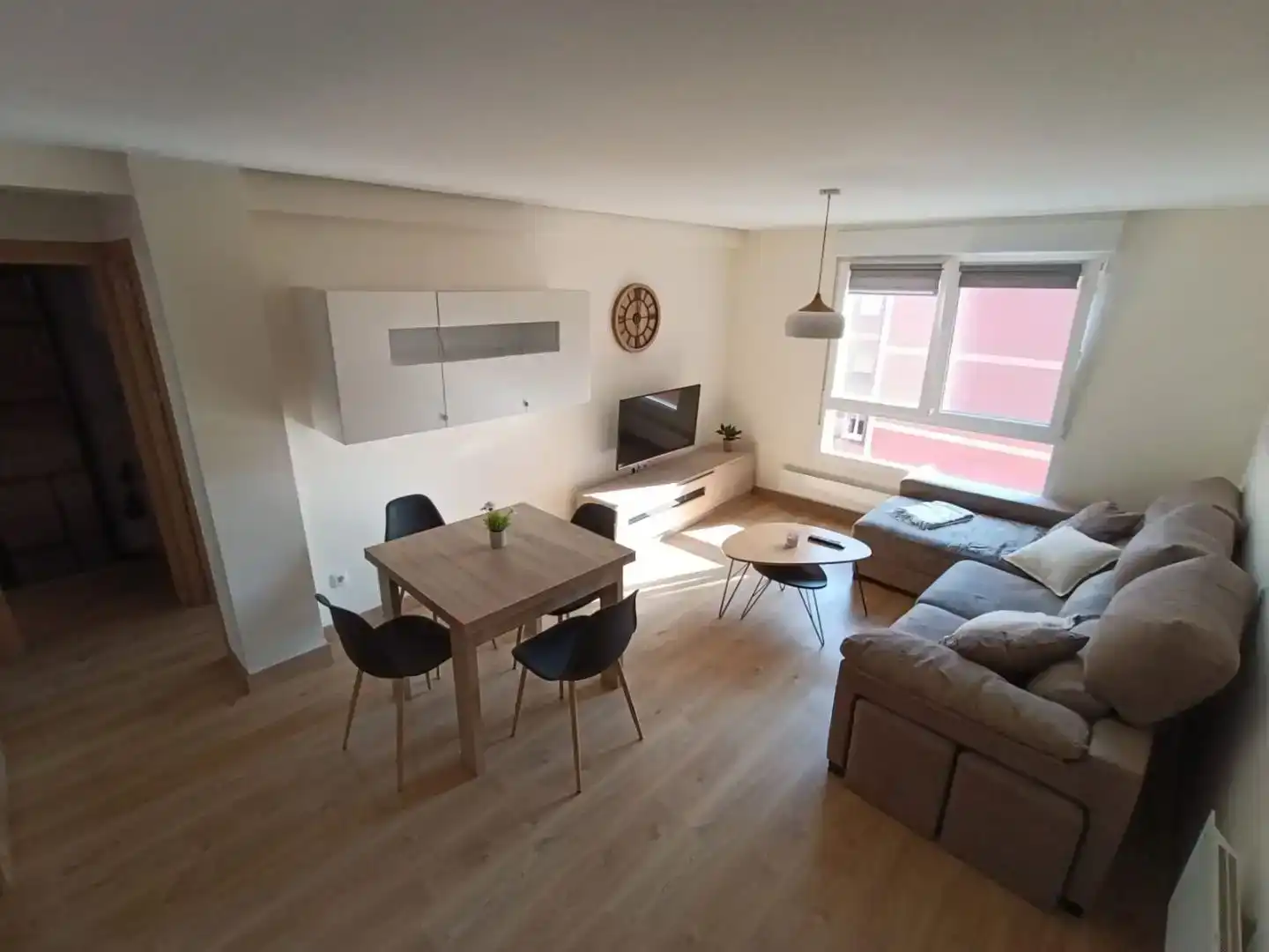 Sala de estar de Piso de alquiler en Santander con Parquet y Amueblado