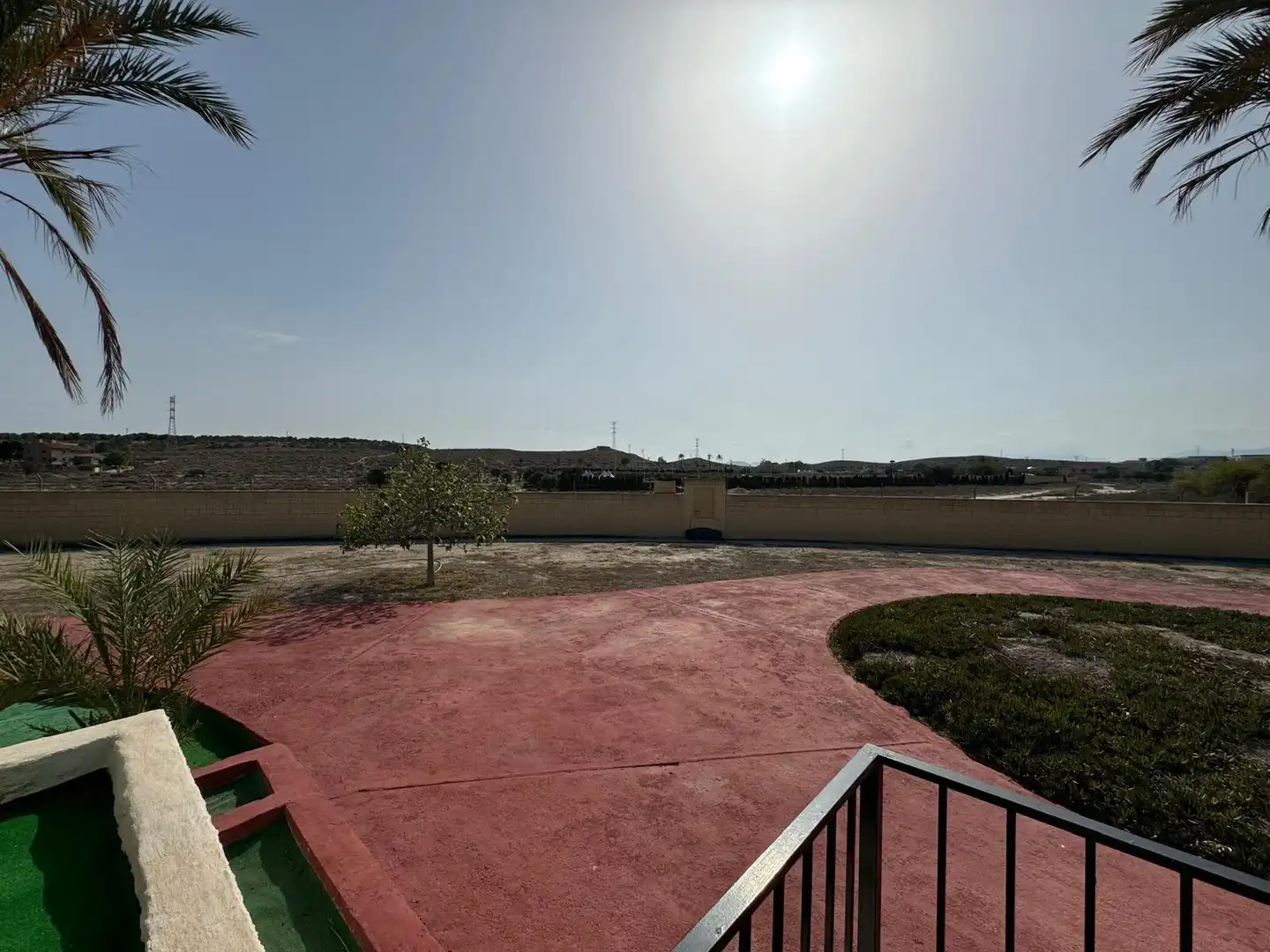 Vista exterior de Casa o xalet en venda en Alicante / Alacant amb Calefacció, Jardí privat i Terrassa