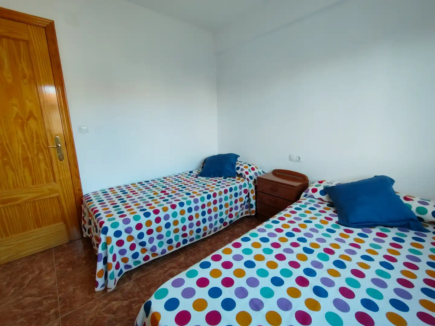 Schlafzimmer von Dachboden zum Verkauf in Torrenueva Costa mit Terrasse, Möbliert und Waschmaschine