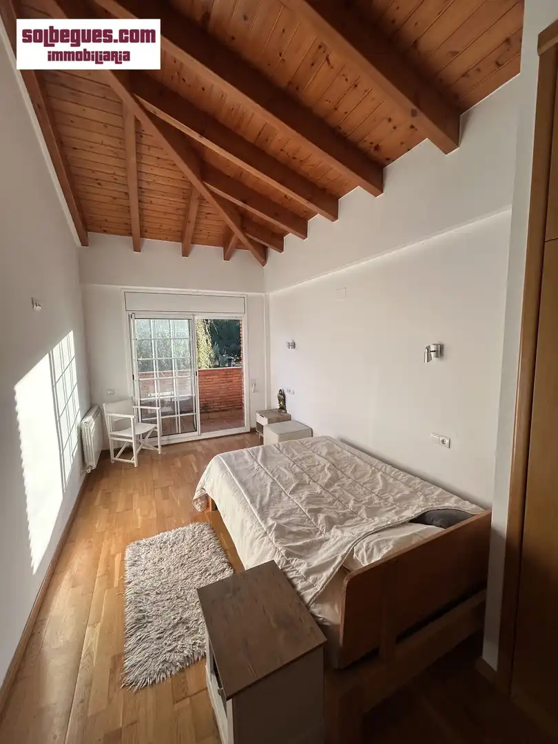 Dormitori de Casa o xalet en venda en Begues amb Calefacció, Jardí privat i Terrassa