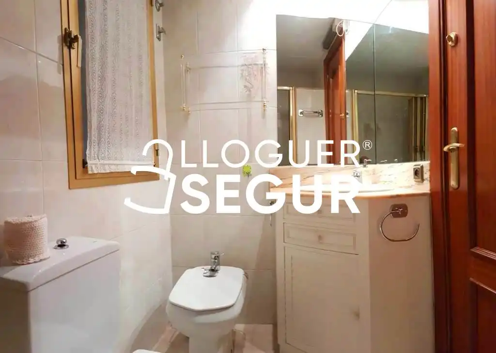 Piso de alquiler en Marítim, Centre