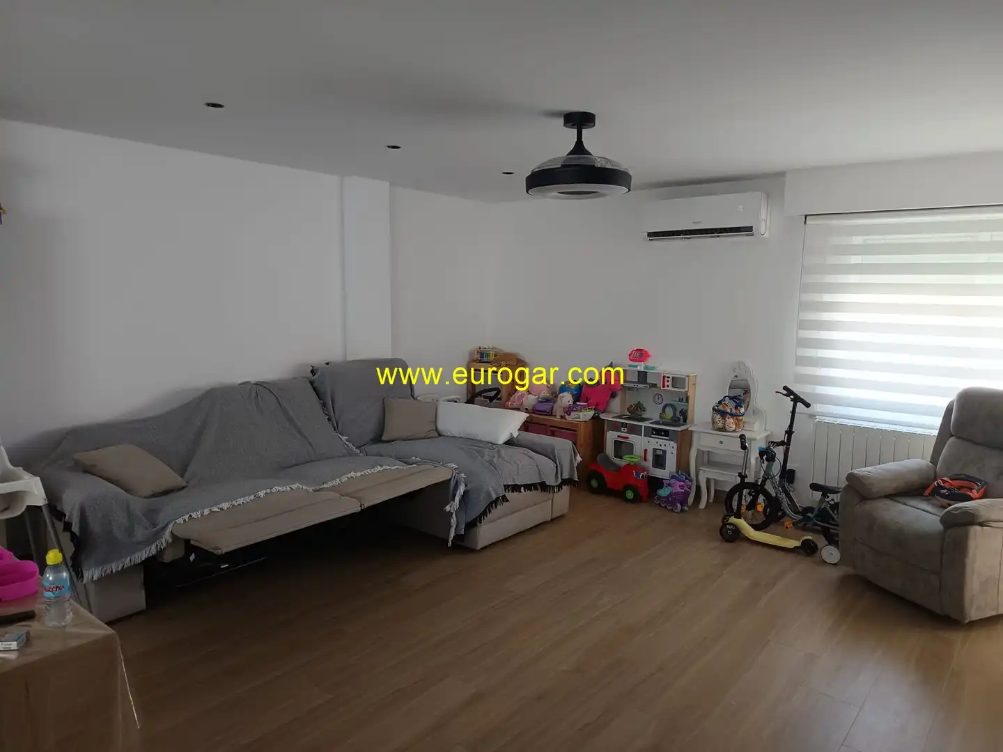 Sala de estar de Casa o chalet en venta en Chiva con Aire acondicionado, Terraza y Balcón
