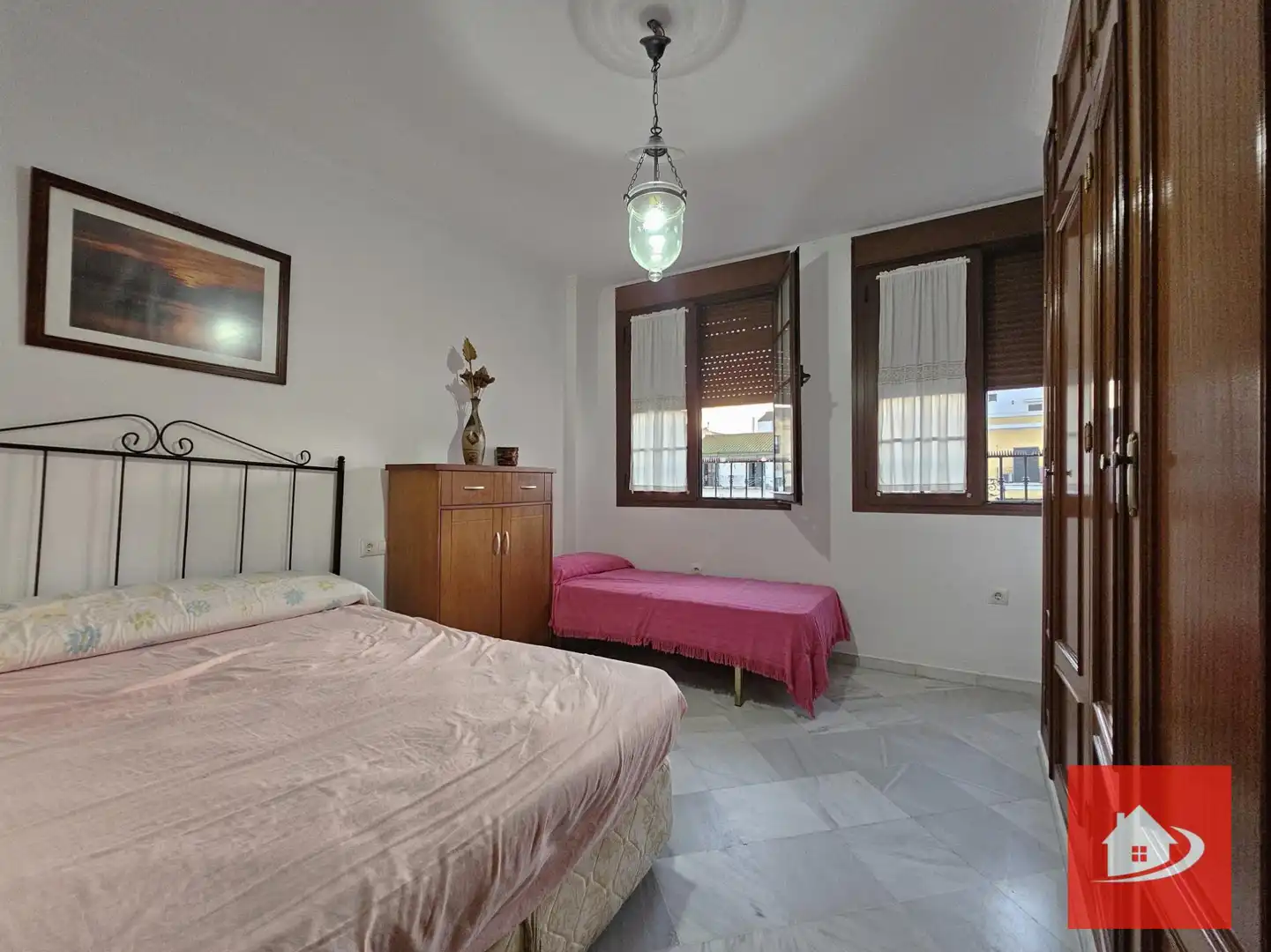 Casa con terraza en venta en Centro - Calzada - Cabo Noval, imagen 5