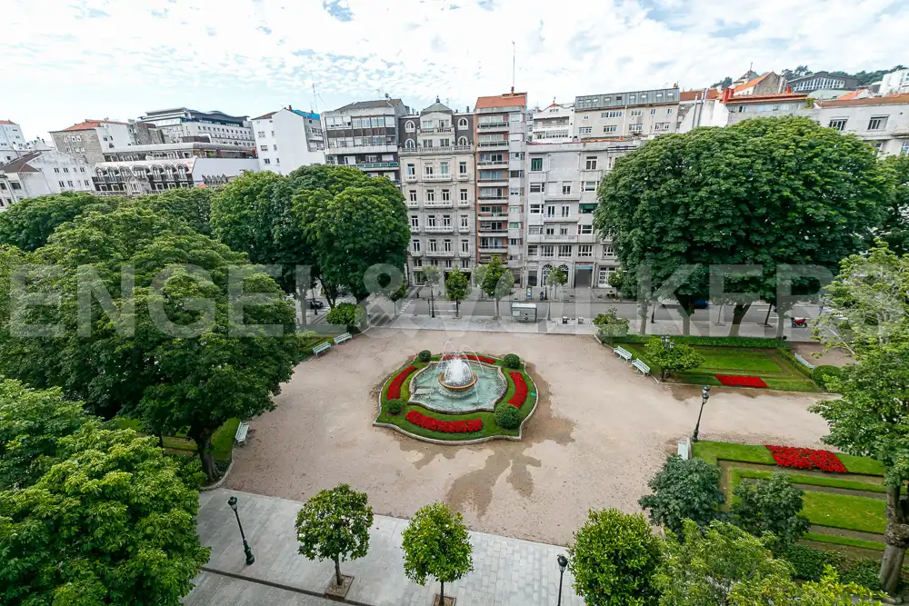 Terrace of Flat for rent in Vigo   with Heating and Furnished