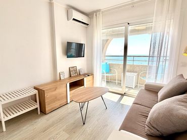 Studio mit Balkon zum Verkauf in Carrer DELTA MUGA