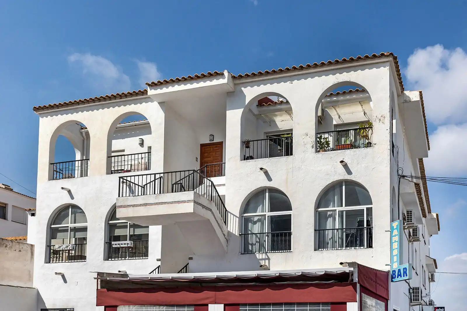 Vista exterior de Àtic en venda en Orihuela amb Aire condicionat i Terrassa