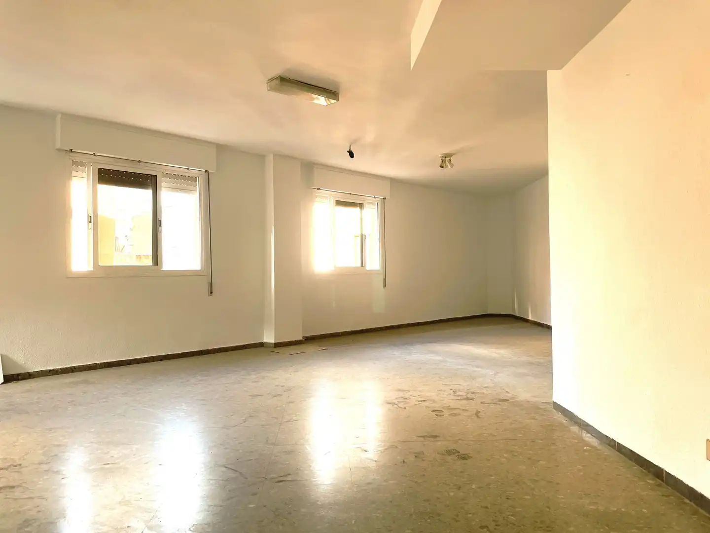 Oficina en venta en Avenida Alemania-Italia