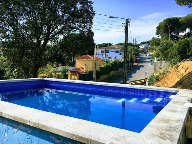 Casa-chalet en Venta en Can Massuet del Far