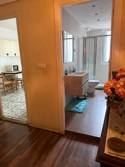 Bathroom of Flat for sale in Deusto