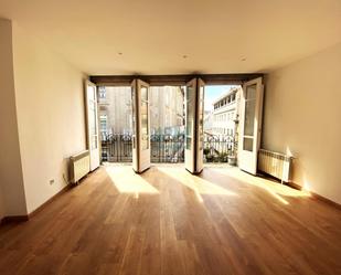 Exterior view of Flat to rent in Ourense Capital   with Heating, Parquet flooring and Balcony