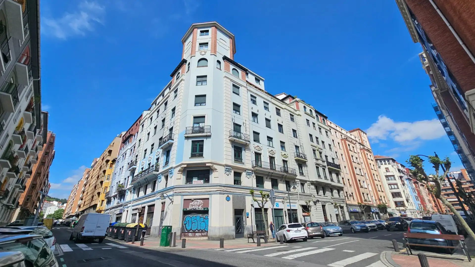 Vista exterior de Ático en venta en Bilbao  con Calefacción, Terraza y Balcón