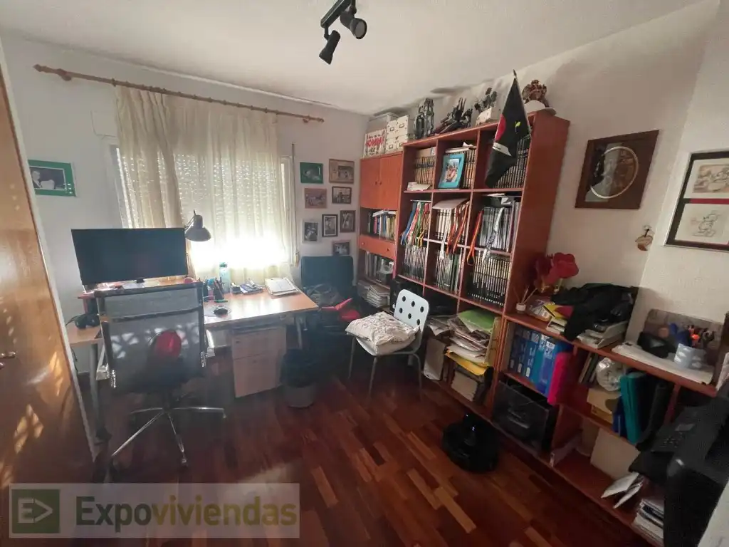 Habitación de Casa adosada en venta en Murcia