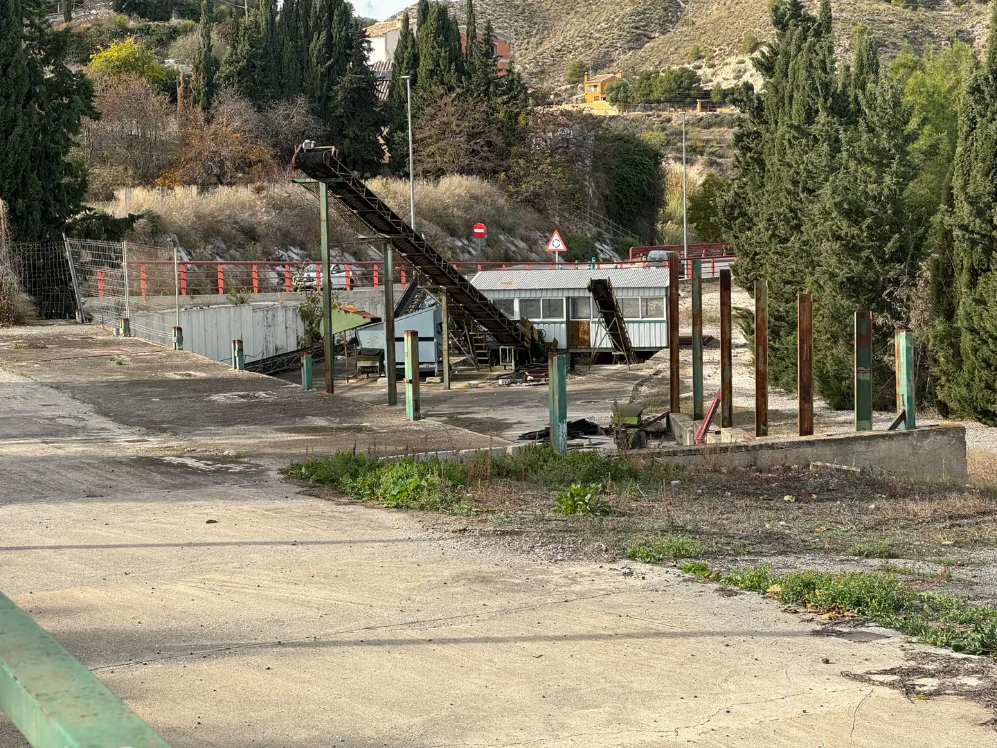 Vista exterior de Nave industrial en venta en Cehegín con Calefacción y Alarma