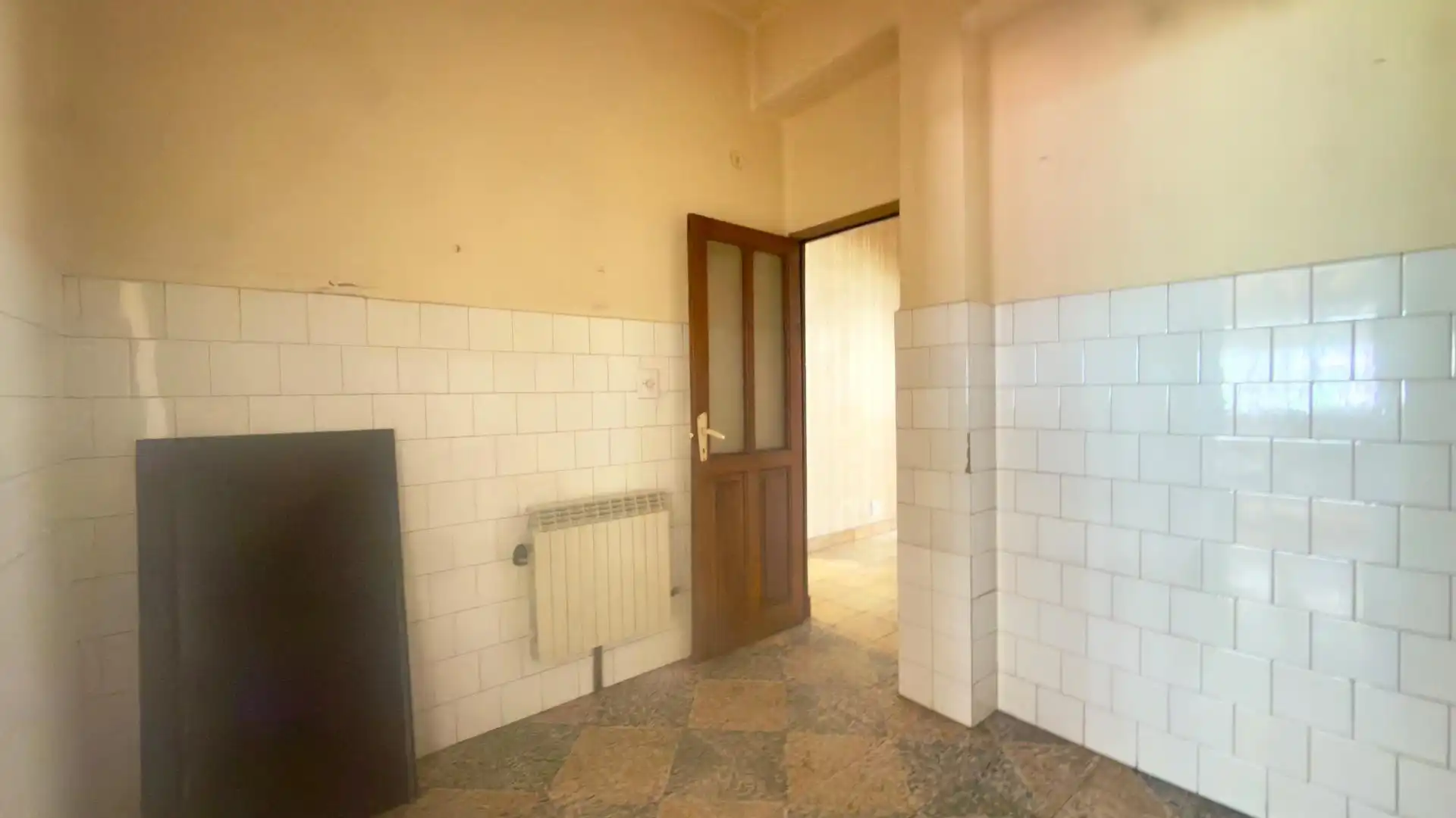 Küche von Gebäude zum Verkauf in O Carballiño  