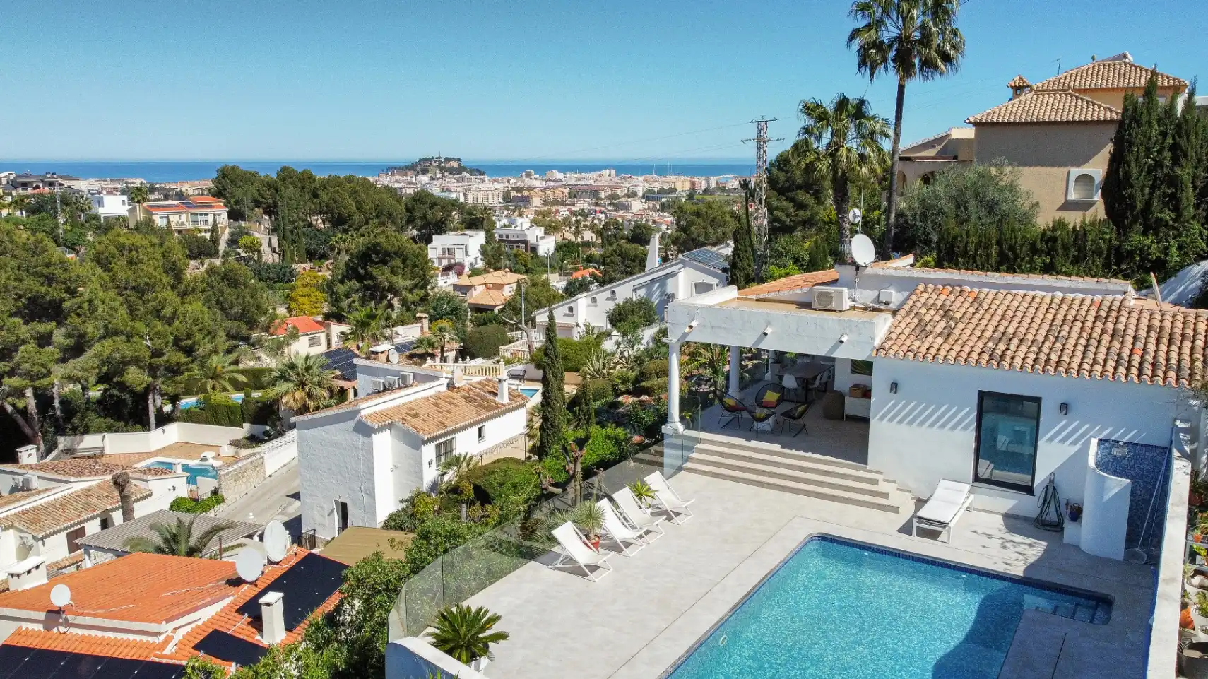 Exterior view of Houses for sale in Dénia  with Air Conditioner, Private garden and Terrace
