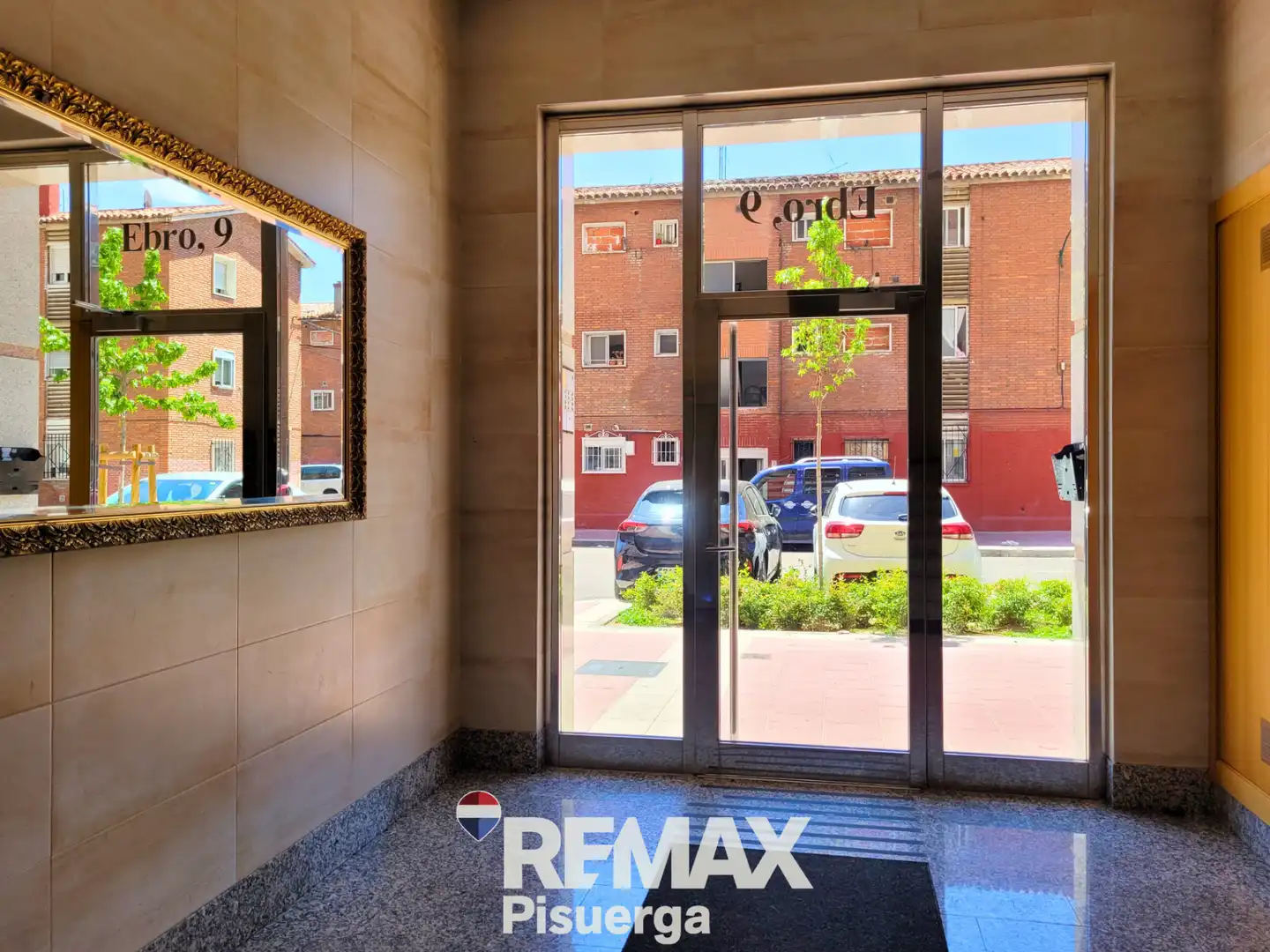 Vista exterior de Piso en venta en Valladolid con Terraza y Balcón