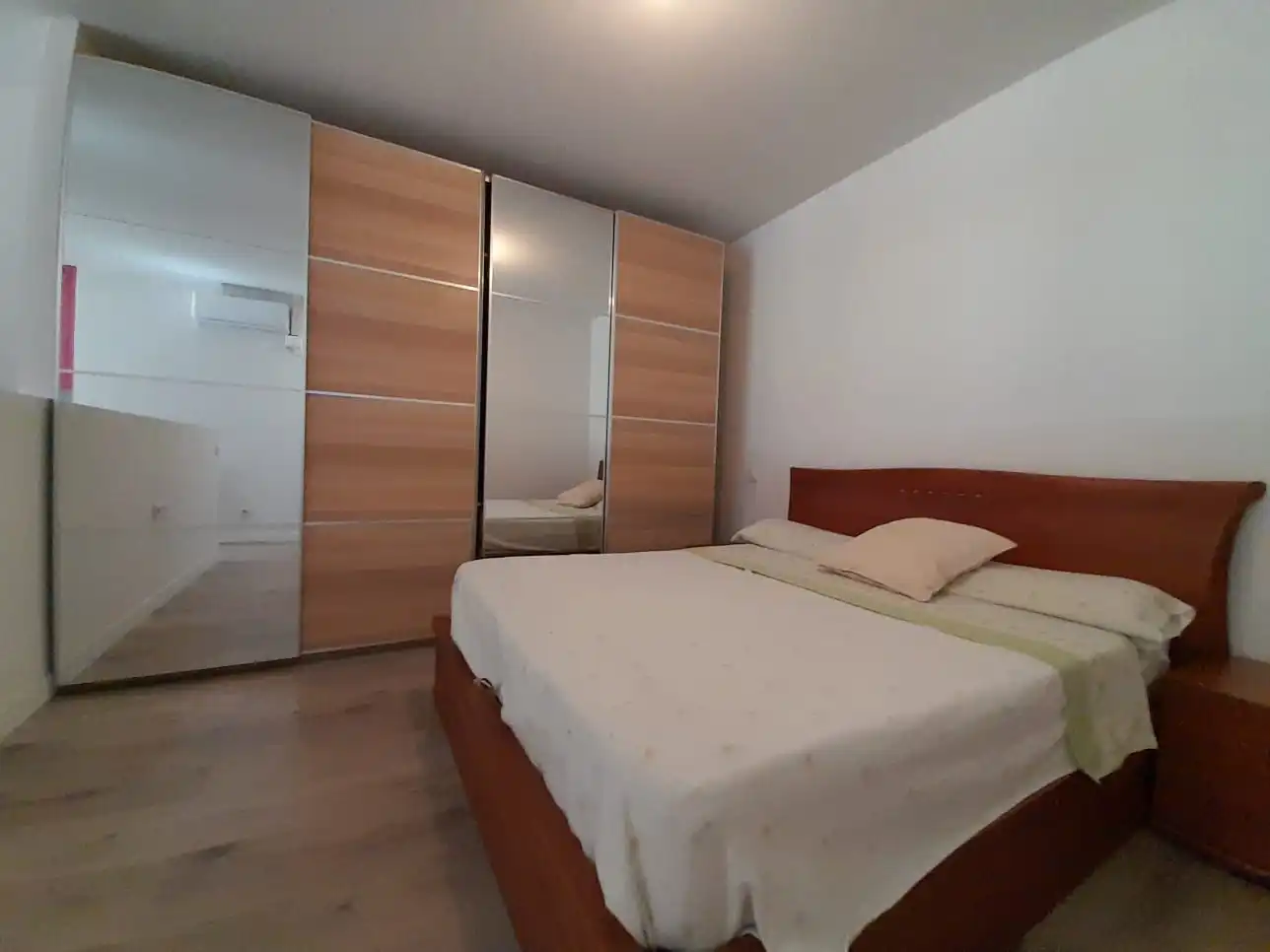 Habitación de Piso de alquiler en Madrid con Aire acondicionado, Calefacción y Parquet