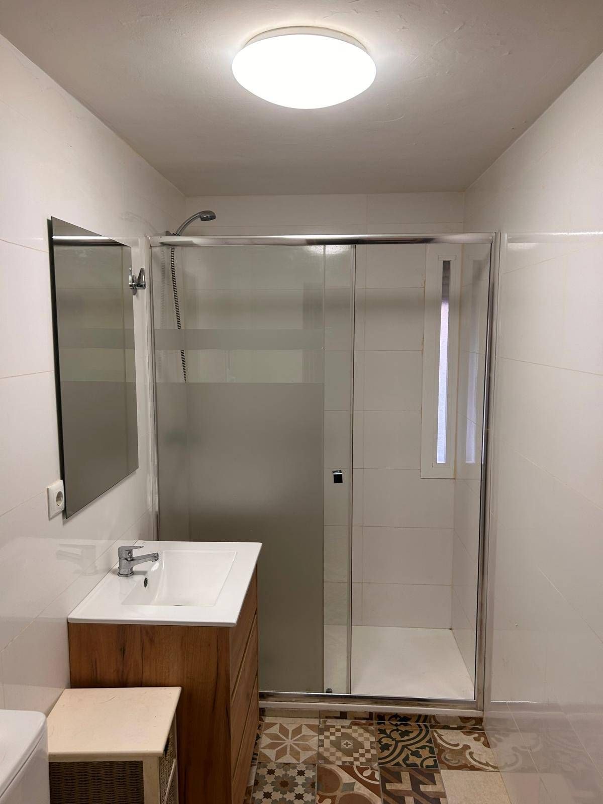 Bathroom of Flat for sale in  Madrid Capital
