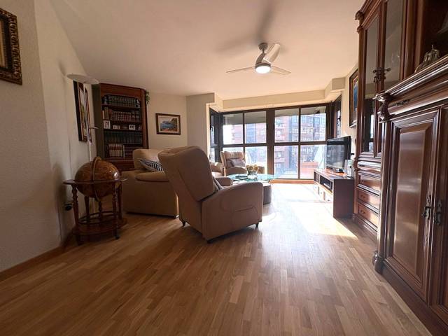 Piso en Venta en CL SUECA en Russafa