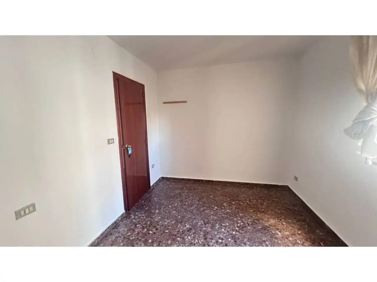 Flat for rent in Avenida Pere IV, Llombai