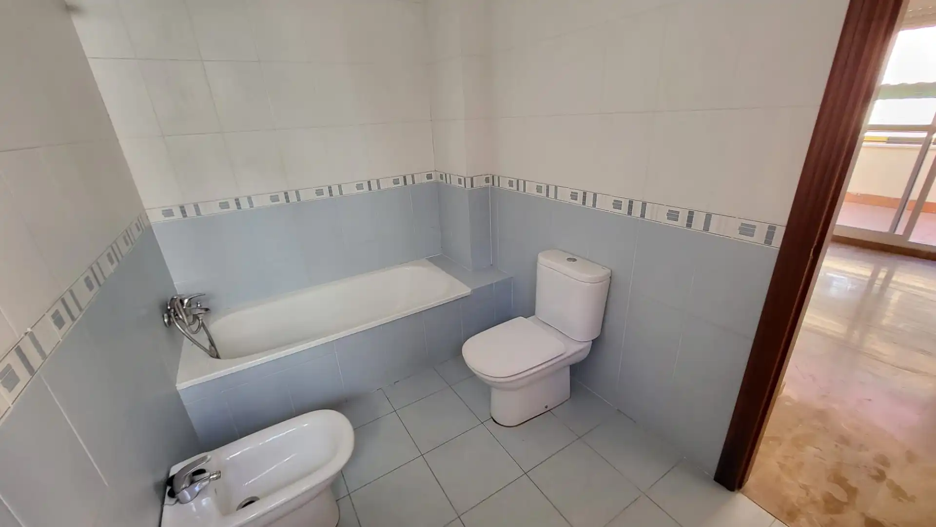 Baño de Ático en venta en Rincón de la Victoria con Aire acondicionado, Terraza y Balcón