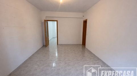Foto 3 de Piso en venta en Parque de la Bombilla, Llíria