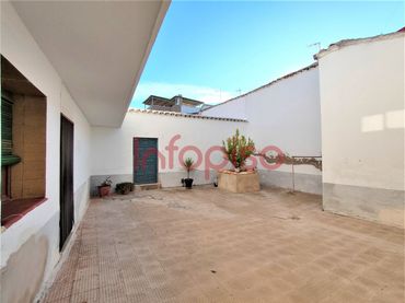 Casa en venda a Valdepeñas