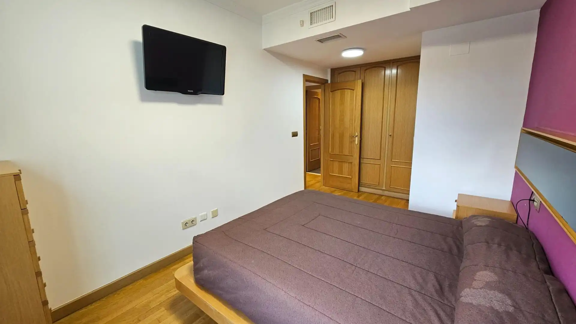 Dormitori de Planta baixa en venda en Málaga amb Aire condicionat, Jardí privat i Parquet