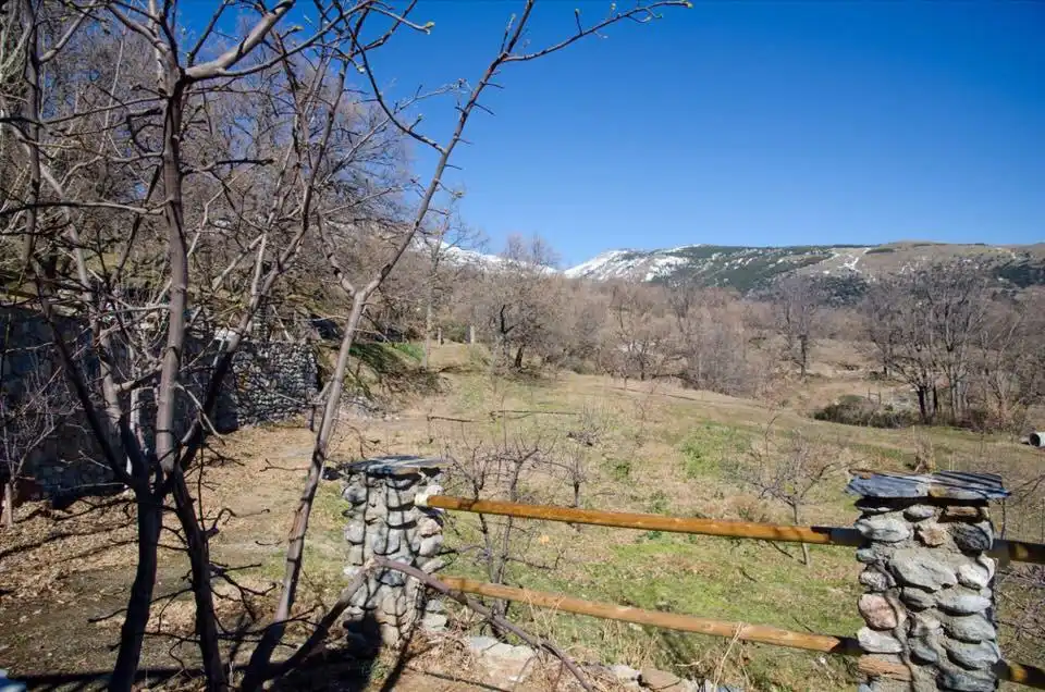 Finca rústica en venta en Cáñar con Jardín privado