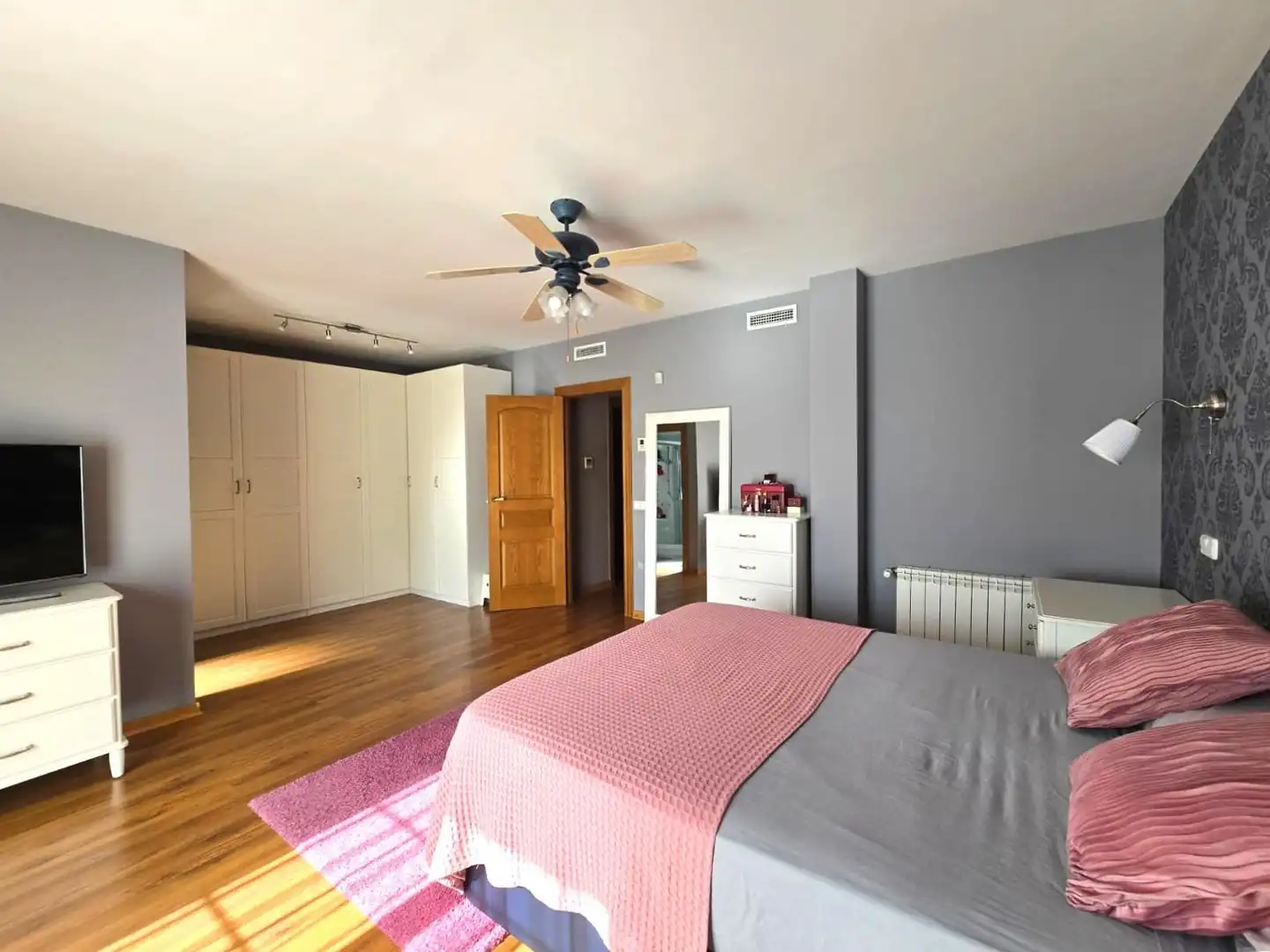 Habitación de Casa adosada en venta en Talavera de la Reina con Aire acondicionado, Calefacción y Terraza