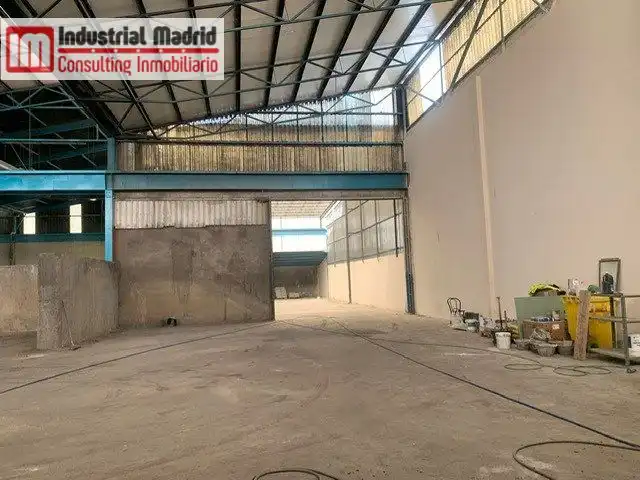 Vista exterior de Nau industrial de lloguer en Madrid