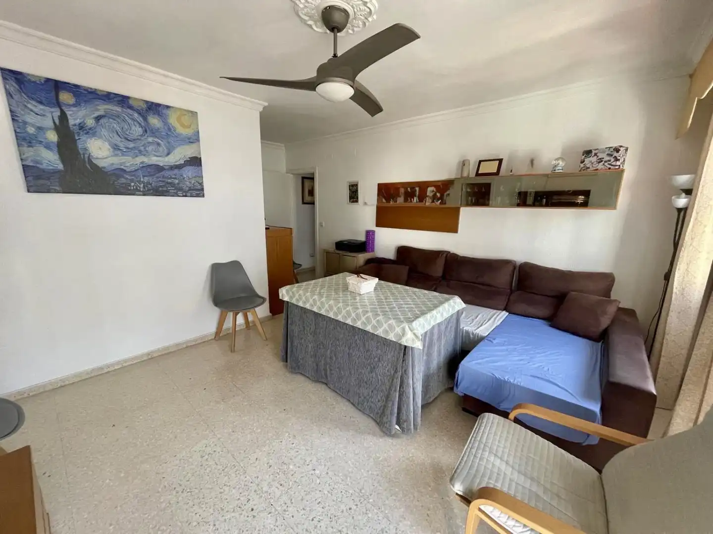 Sala d'estar de Pis en venda en La Rinconada amb Aire condicionat i Terrassa