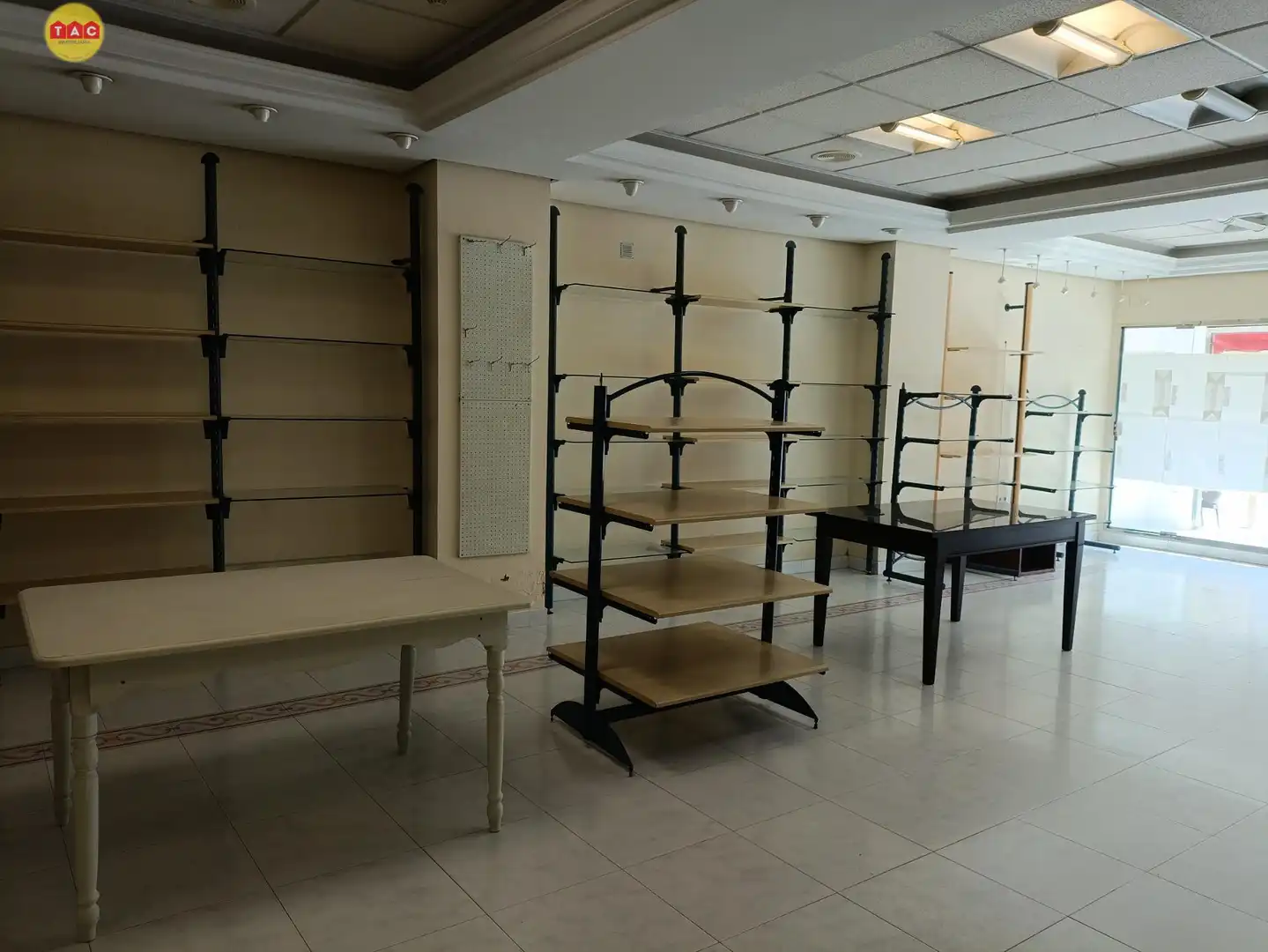 Local comercial en alquiler en Lepe, imagen 5