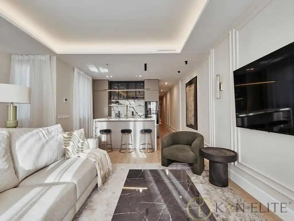 Living room of Attic for sale in Madrid  with Air Conditioner, Terrace and Swimming Pool