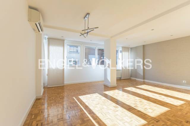 Apartamento en Alquiler en Guindalera