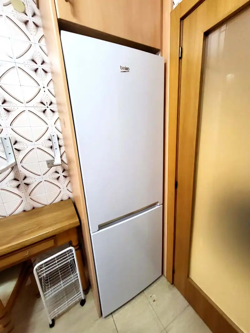 Cocina de Piso de alquiler en Vigo  con Calefacción, Trastero y Amueblado