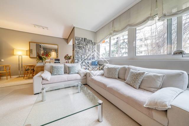 Piso en Venta en Calle de Cantalejo en Fuentelarreina