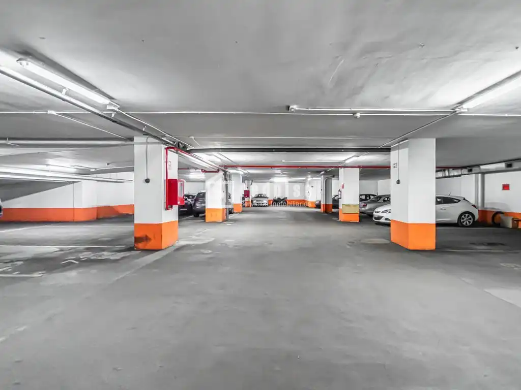 Garage for sale in CONDE DE LA CIMERA, Ciudad Universitaria