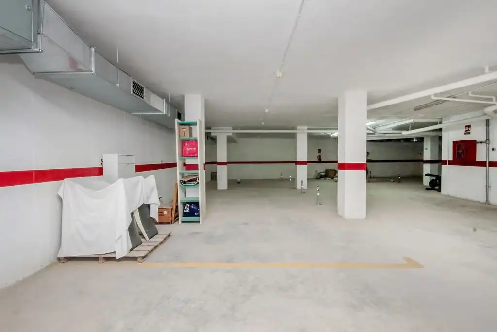 Parcheggio con ascensore in vendita a C/ Carrilet, imagen 14