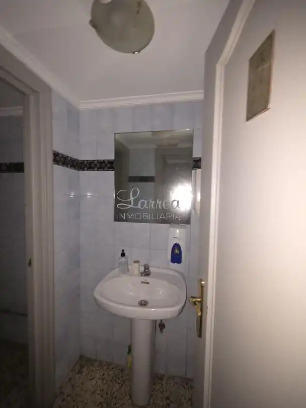 Local comercial de lloguer a Amorebieta-Etxano, imagen 12