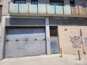 Place de parking individuelle avec ascenseur à vendre à Carrer del Ferrocarril 20