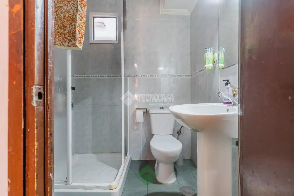Baño de Piso en venta en Puerto Real con Trastero
