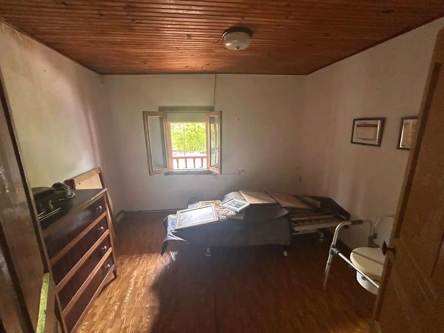 Dormitori de Casa o xalet en venda en Onís