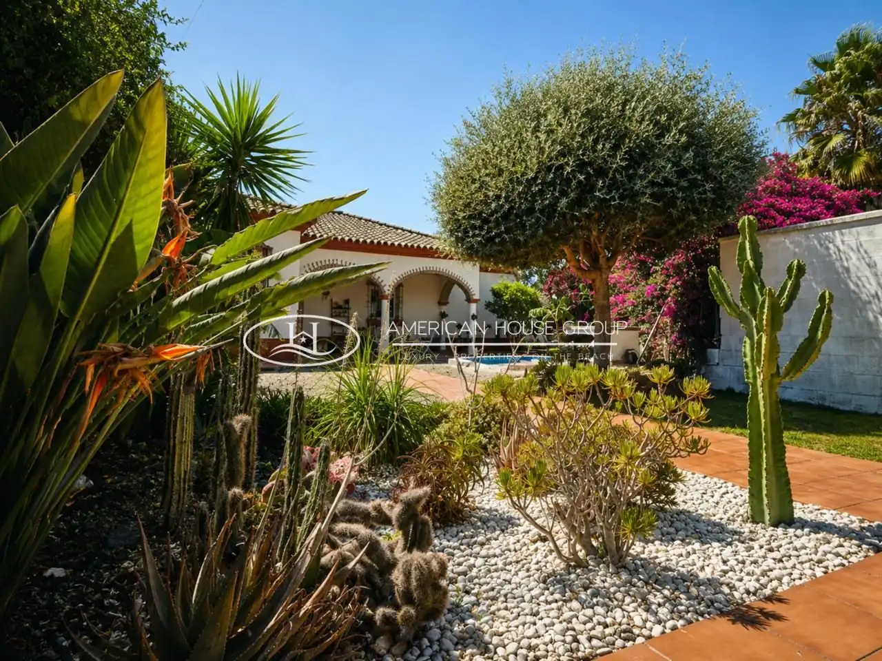 Casa amb piscina en venda a Los Gallos