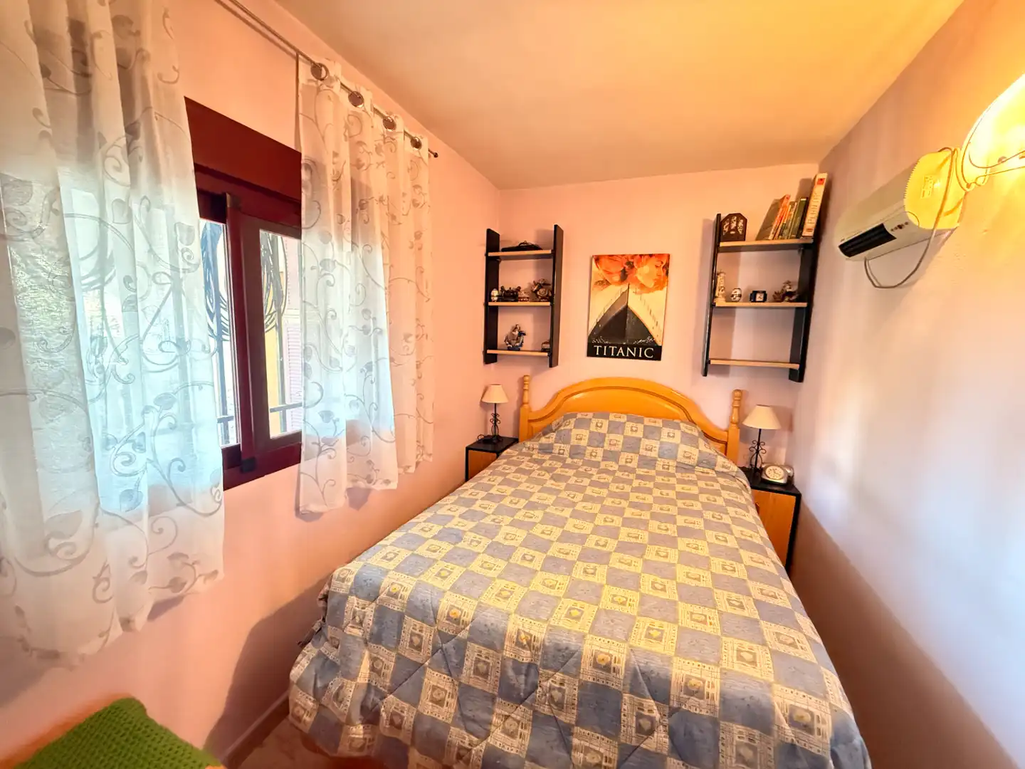 Habitación de Casa o chalet en venta en Yuncos con Calefacción, Jardín privado y Terraza
