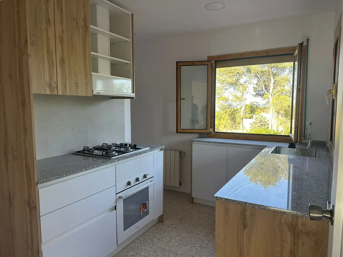 Cuina de Casa o xalet de lloguer en Cervelló amb Calefacció, Forn i TV