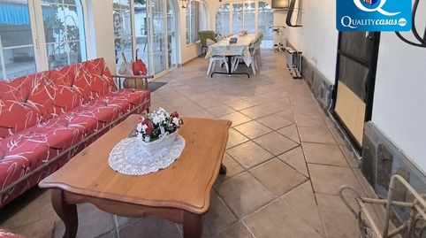 Villa en venta en Pisnella, 4 dormitorios.