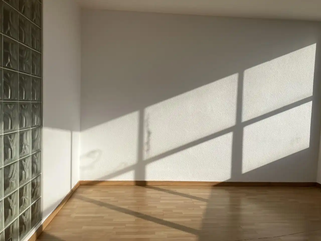 Habitación de Nave industrial en venta en Madrid